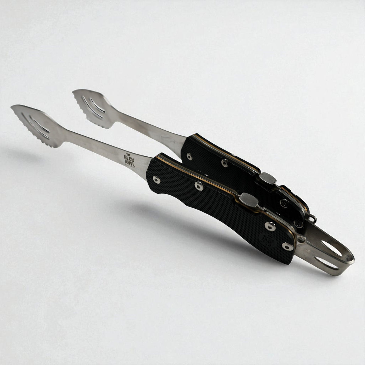 BBQ Folding Tongs – view 2